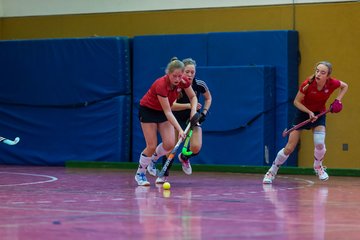 Bild 182 - B-Juniorinnen Bahrenfeld